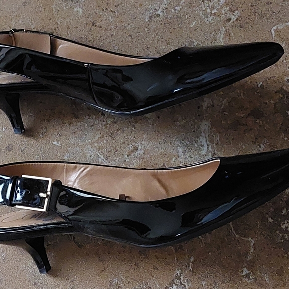 Calvin Klein black ⚫️ pumps - Picture 2 of 5